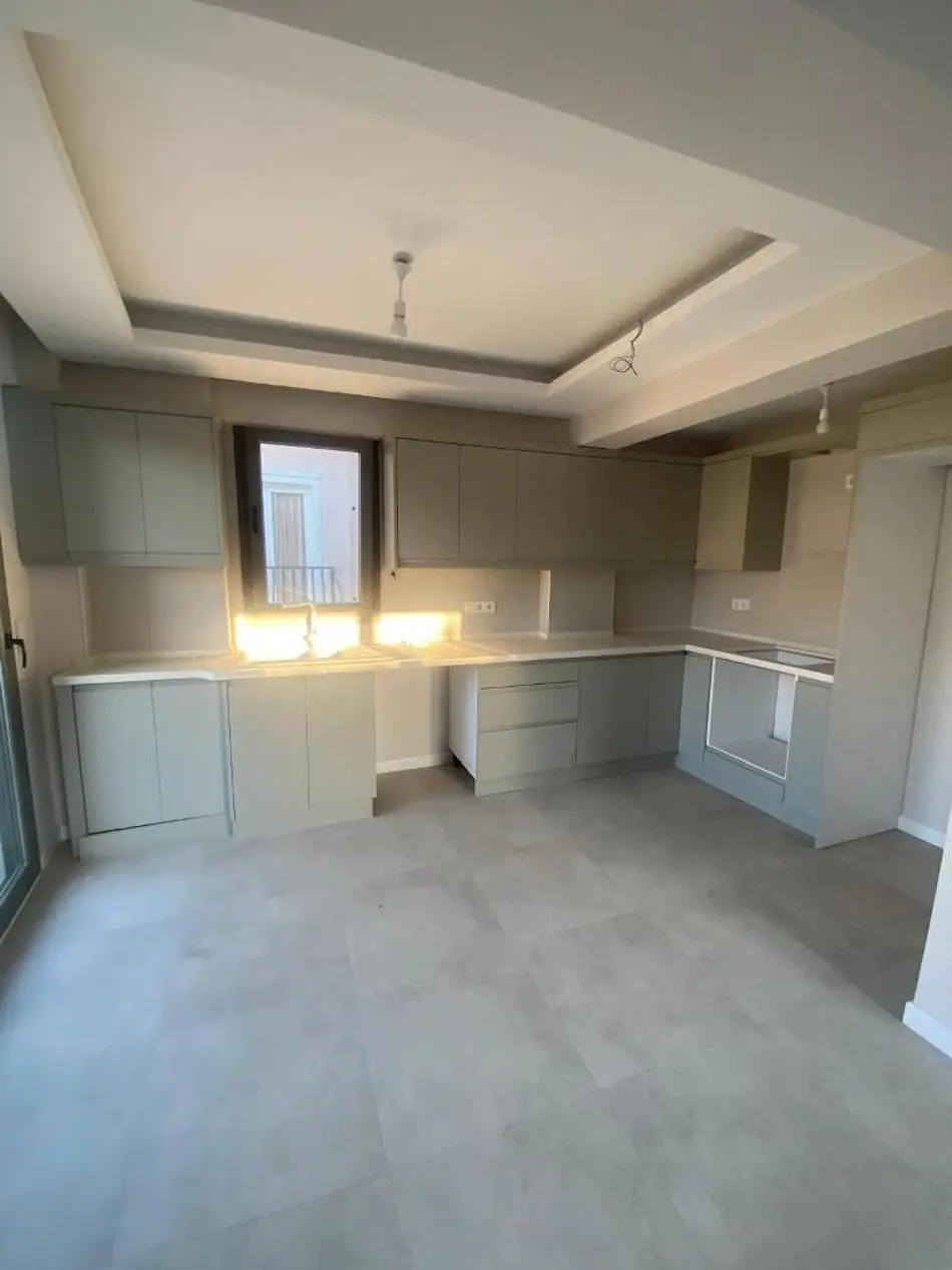 Fitted kitchen